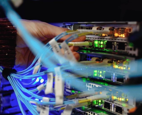 Understanding how server power management works
